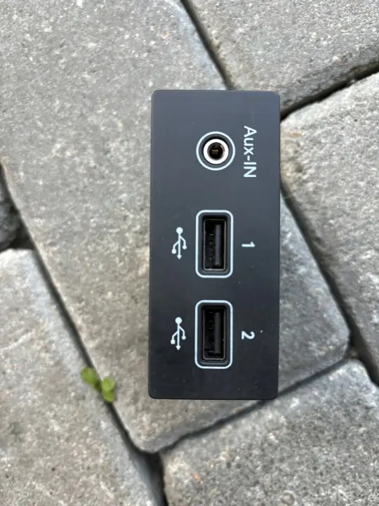 OEM 280231553R AUX/USB-poort voor Renault Zoe II 2019-2024 image 2