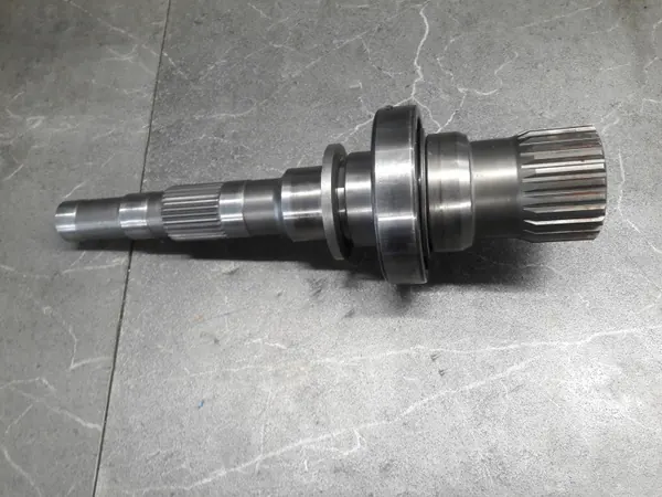 Mercedes W166 4x4 Iso vaihteiston akseli OEM image 2
