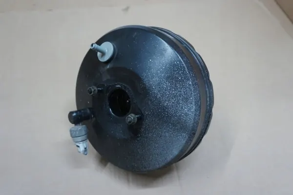 Servo Frein Toyota RAV4 II 2.0 D4D 2000-2005 image 2