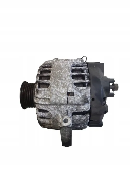 Volkswagen Tiguan 2010 Alternator OEM 13586366 image 3