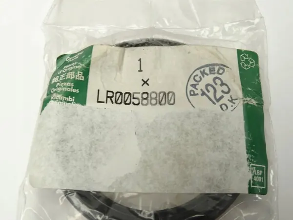 Joint d'arbre de boîte OEM LR0058800 pour Land Rover image 4