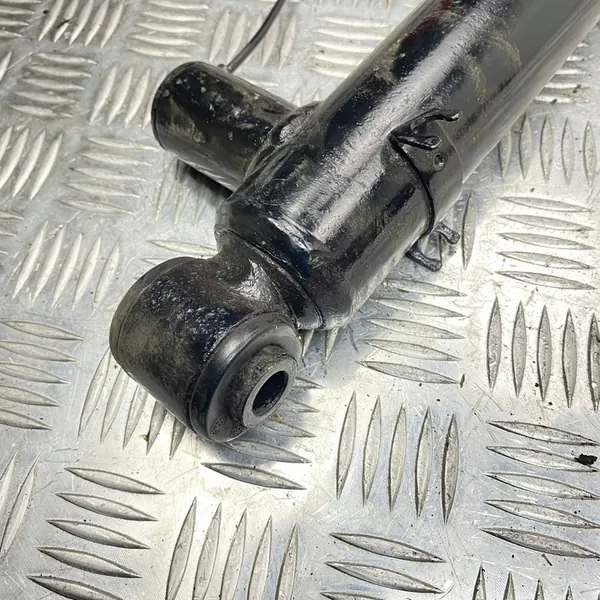 Ammortizzatore posteriore V70 III S80 II image 5