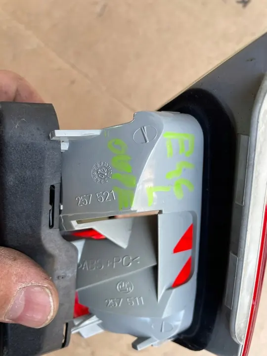 Feu arrière gauche BMW 3 E46 Coupé OEM ORS32089 image 4