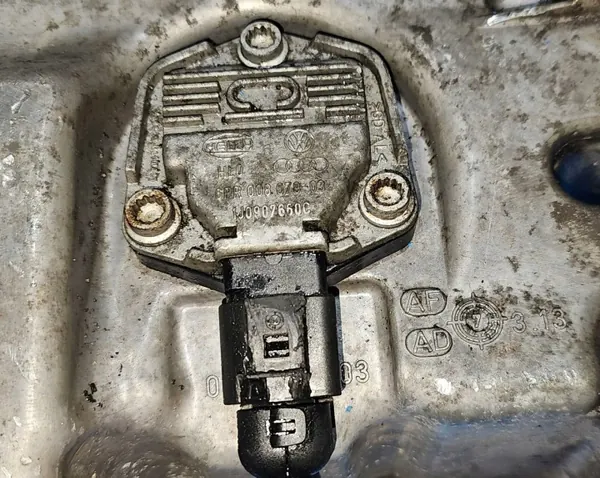 Ölwanne Volkswagen OE für Passat B6 1.9TDI image 3