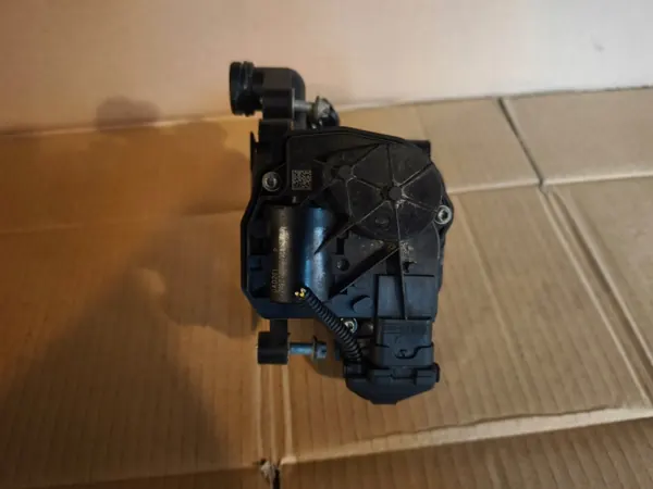 OEM 7644811 Thermostat for BMW 1 Series F20 F21 image 2