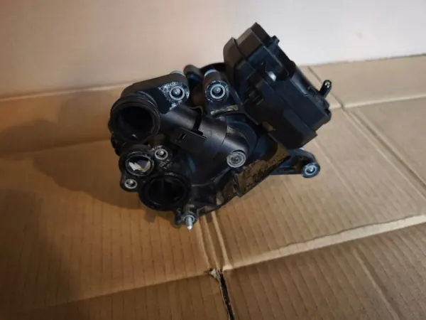 OEM 7644811 Thermostat for BMW 1 Series F20 F21 image 3