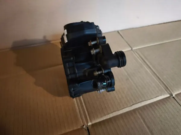 OEM 7644811 Thermostat for BMW 1 Series F20 F21 image 4