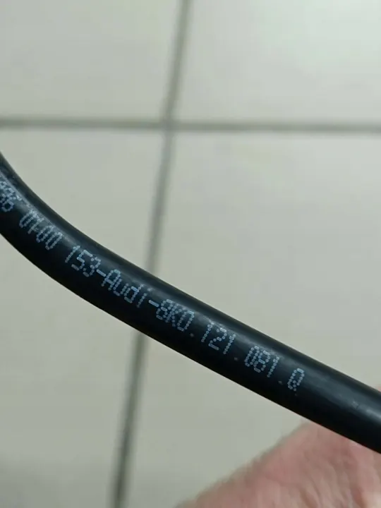 Manguera de agua Audi A4 B8 OE 8K0121081Q image 3