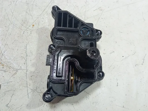 VW AUDI SKODA SEAT Öljytulppa 1.0DLA 05C103495B image 3