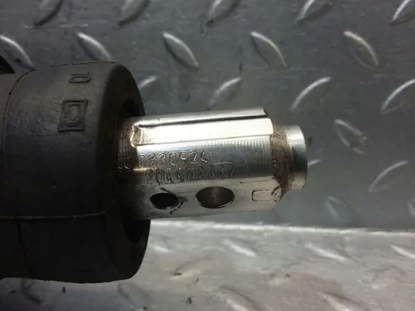Stuurkolom kruis OEM A204462332 Mercedes-Benz image 3