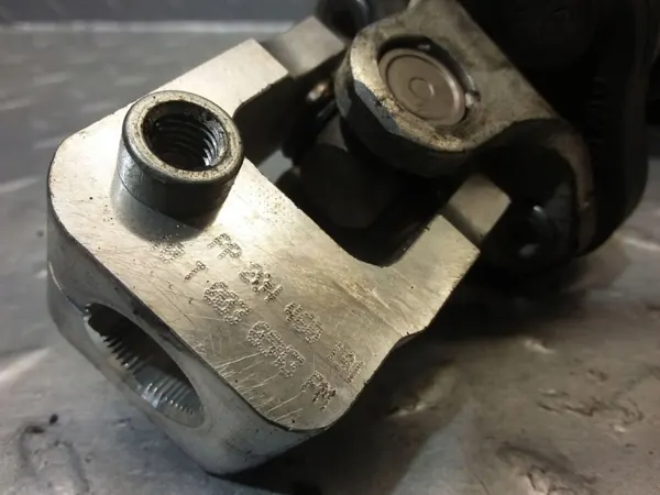 Stuurkolom kruis OEM A204462332 Mercedes-Benz image 4