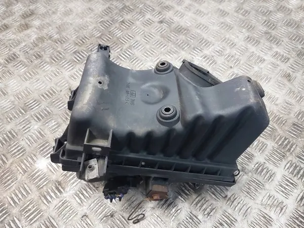 Ilmansuodattimen Kotelo + MAF-anturi Corolla E11 1.4 16V image 5