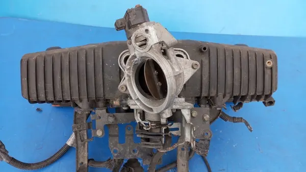 Coletor de admissão BMW 5 E39 2.0B image 5