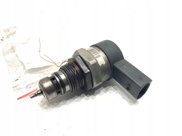 Régulateur Pression Carburant OEM 0281006254 Audi A6 C7 image 2