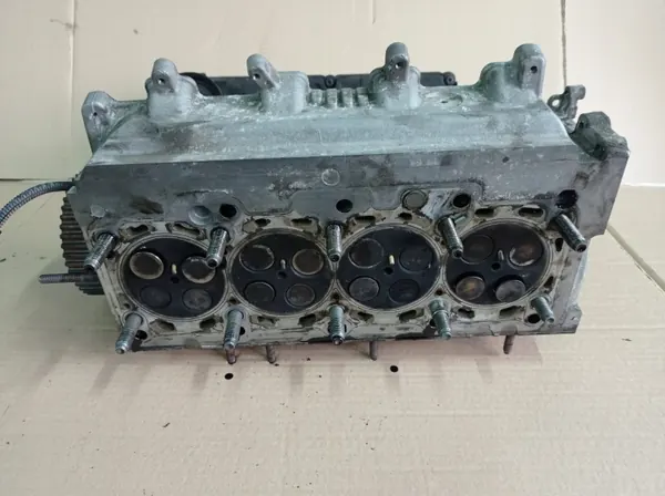 OEM 03L103286A Cilinderkop voor VW Golf VI 1.6 TDI image 8