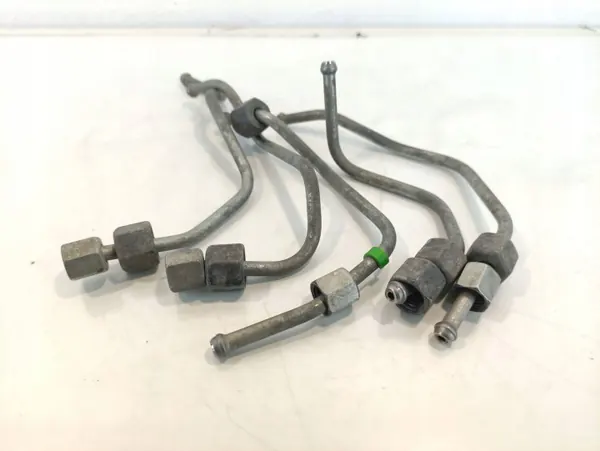 Volvo V70 08-13 Ruiskutusputket OEM 31321484 image 3