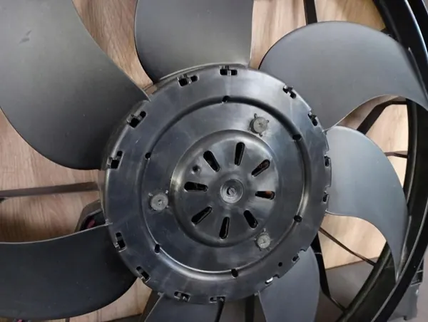 Kylarrubrik MERCEDES CLK W209 2.2 CDI A2035001693 image 2