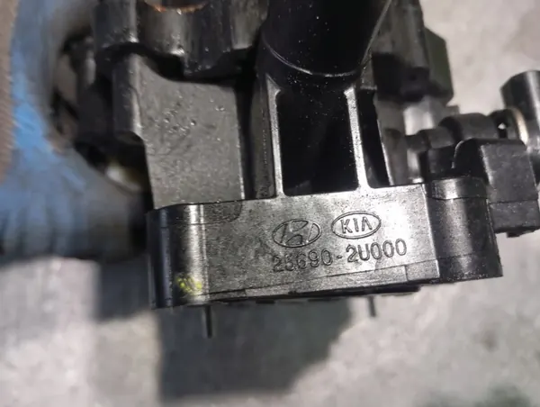 Thermostat Kia ProCeed OEM 25690-2U000 1.6 CRDi image 3