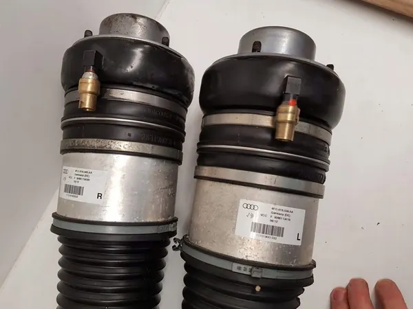 A6 C6 Ammortizzatore Aria image 2