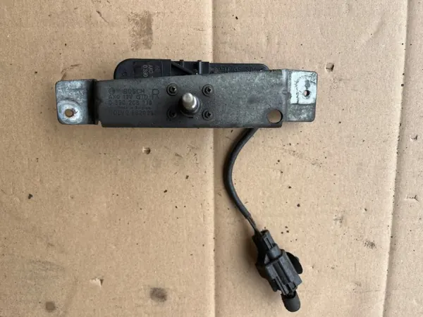 Motor Faro Derecho OEM 8620960 para Volvo S60 1999-2004 image 2
