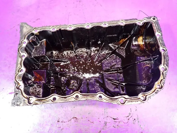 RENAULT LAGUNA II 01-05 1.8 Oljetunna 7700111746 image 5