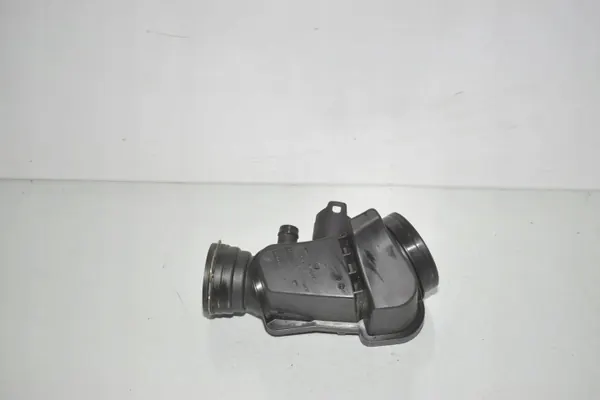 Manguera de aire BMW OEM 13718601681 para 2 Cabrio F23 image 3