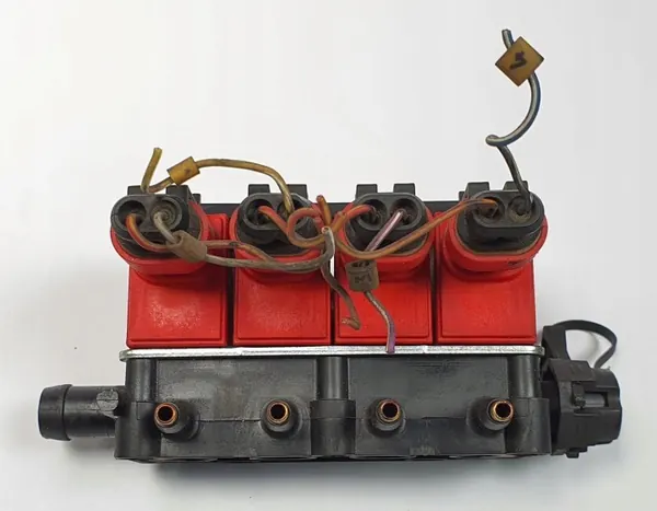 Rampe d'injection GPL OEM 110R-000140 Occasion image 2