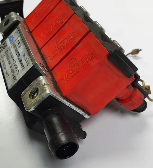 Rampe d'injection GPL OEM 110R-000140 Occasion image 4