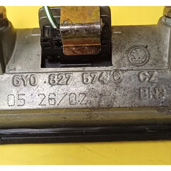 Kojelaudan lukitusmikrokytkin Skoda Fabia I Kombi 6Y0827574C image 4