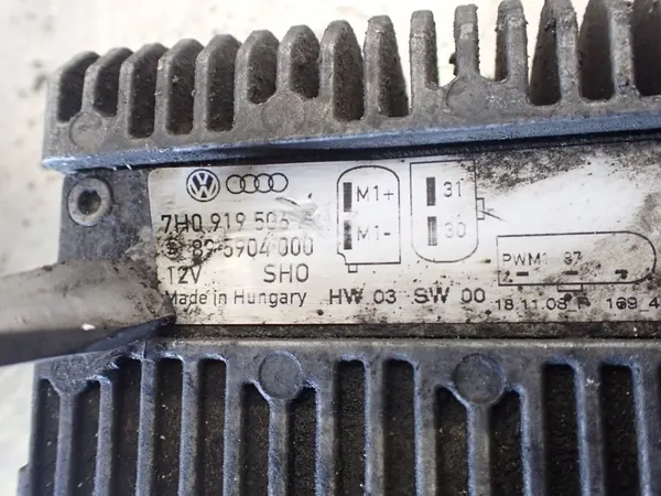 Volkswagen T5 Tuulettimen Ohjain image 3