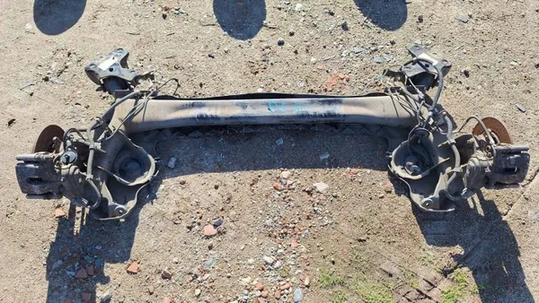 BZC1687 achterophangingbalk voor Renault Scenic III image 2