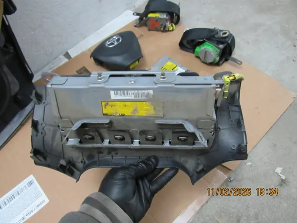 Panneau console airbag OEM pour Toyota Auris I image 10