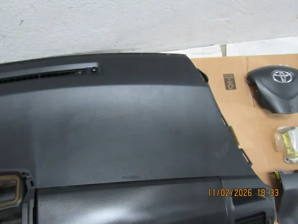 Panneau console airbag OEM pour Toyota Auris I image 6
