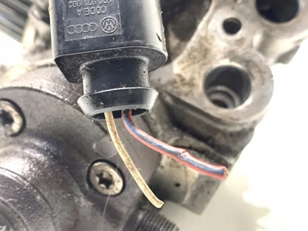 Einspritzpumpe OEM 059130755CG für Audi A6 C7 image 4