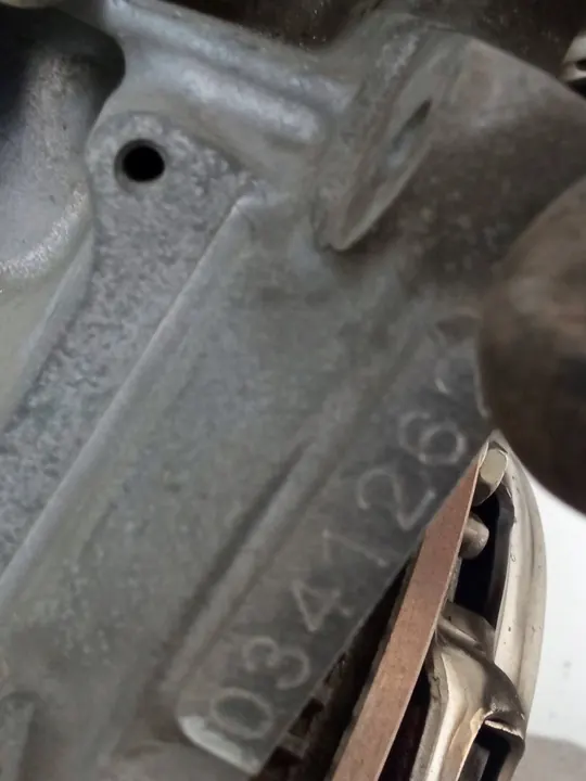 Kokonaismoottori 1NR-FE 1.33 1.3 16V Toyota Yaris II image 7