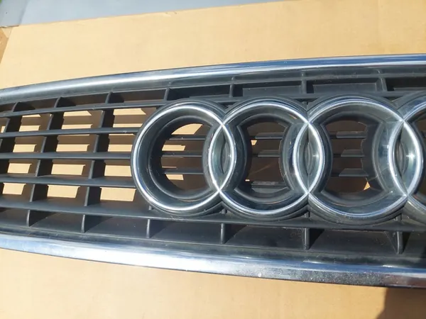 AUDI A4 B6 01-04 Grill Mask image 4
