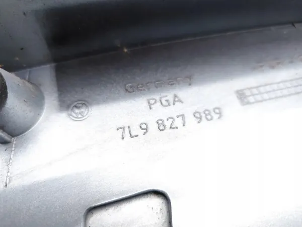 OEM 7L9827989 takaspoileri VW Touareg 2006 image 7