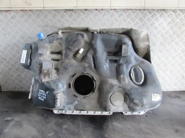 Réservoir Opel Astra J 09-15 13367837 image 1