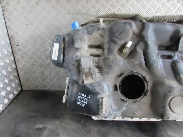 Réservoir Opel Astra J 09-15 13367837 image 2