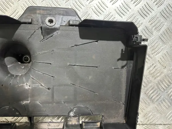 Skoda Fabia III 1.4 TDI akkupohja OEM 6C0915321D image 10