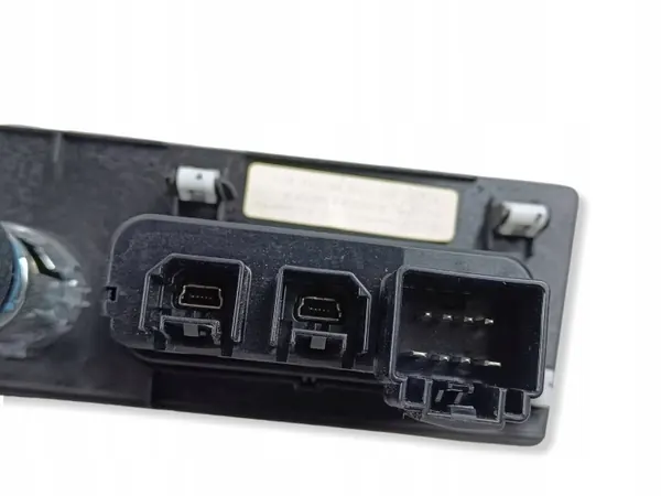 Jeep USB-poort OEM T1151B6654 voor Grand Cherokee 2022 image 5