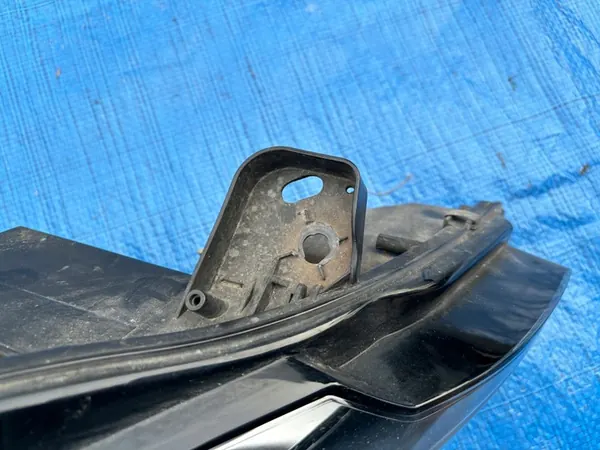 PEUGEOT 308 T9 Faro Delantero Derecho image 5