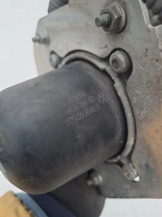 Secondary Pump 3.0 TFSI Porsche Cayenne VW Touareg OEM image 3