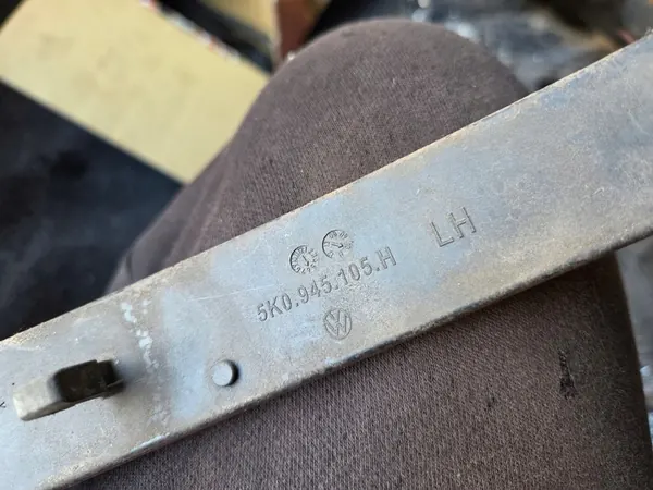 Vasen takapuskuriheijastin Volkswagen Golf 6 image 6