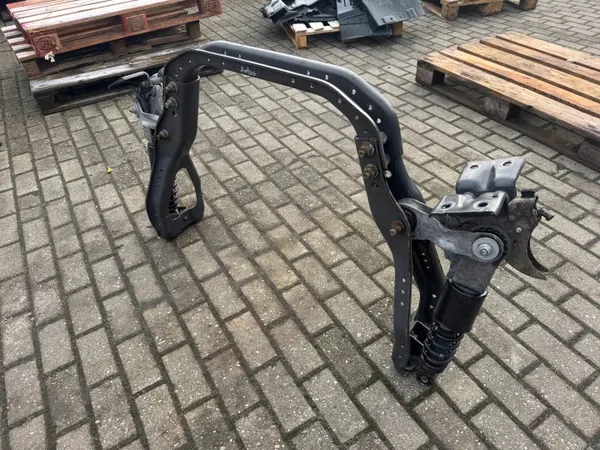 Viga Suspensão Cabine Mercedes Antos OEM image 4