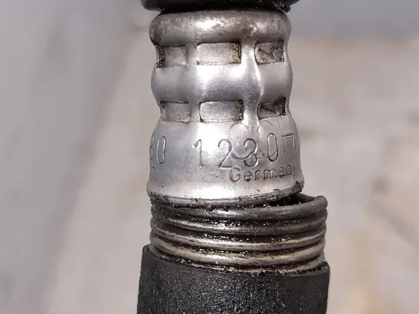 Conduto de Óleo Mercedes OEM A6131801230 Transmissão Direita image 7