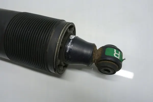 Mercedes R230 SL Bakre stötdämpare Höger 2303200513 image 4