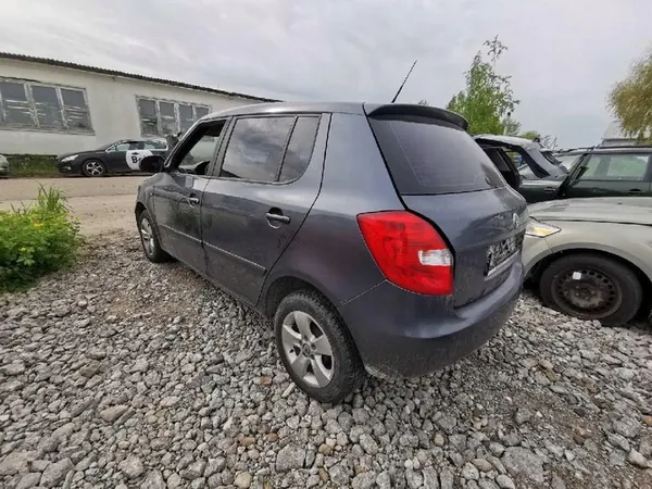 Supporti motore e cambio Skoda Fabia 2010 1.2L 6R0199167AA image 10