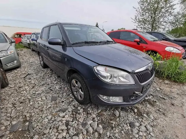 Supporti motore e cambio Skoda Fabia 2010 1.2L 6R0199167AA image 6