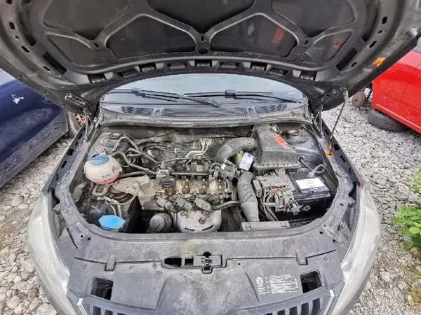 Supporti motore e cambio Skoda Fabia 2010 1.2L 6R0199167AA image 9